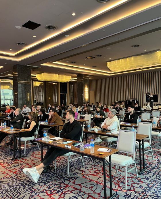 Master of Aptos: İstanbul